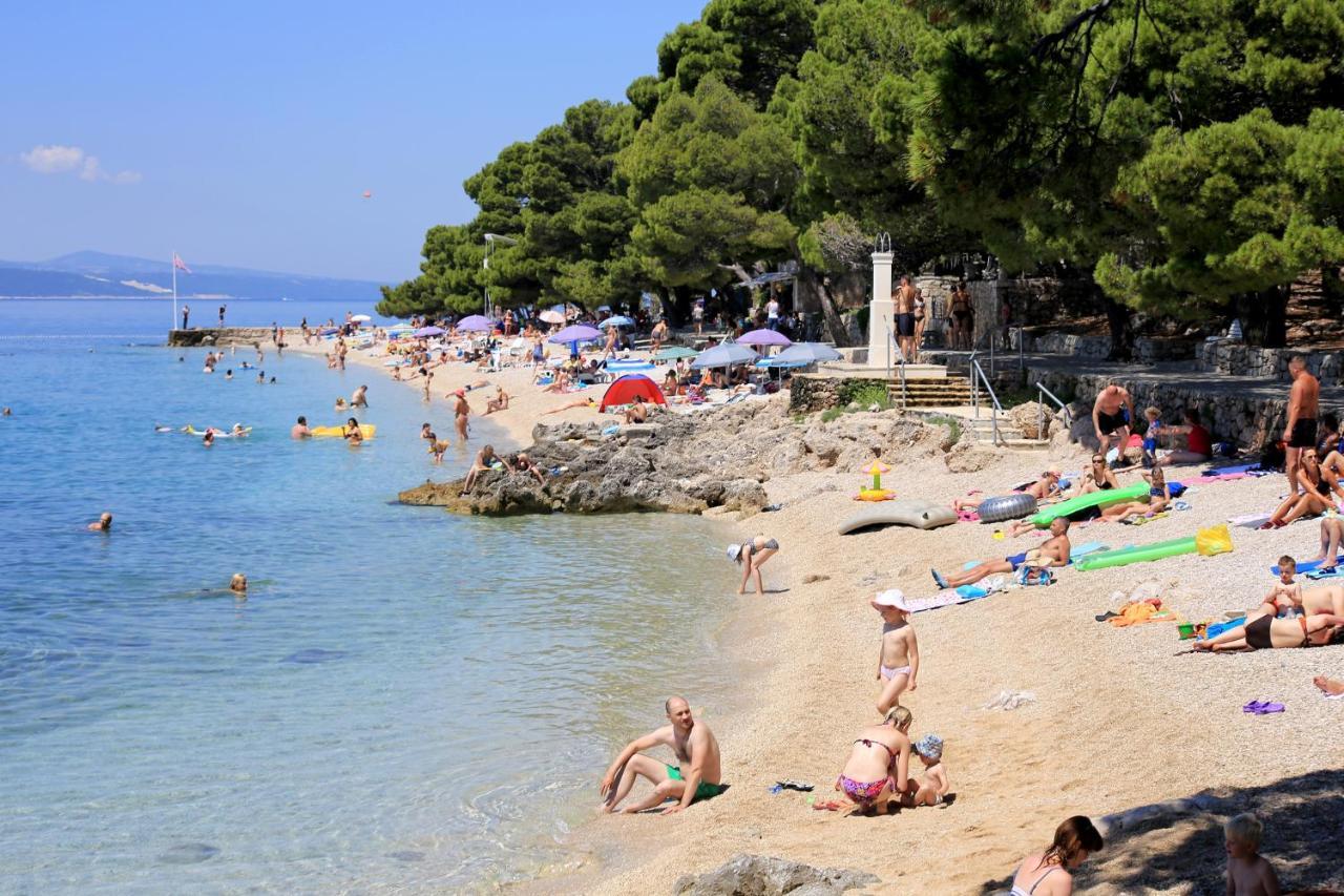 Rooms With A Parking Space Brela, Makarska - 17281 المظهر الخارجي الصورة