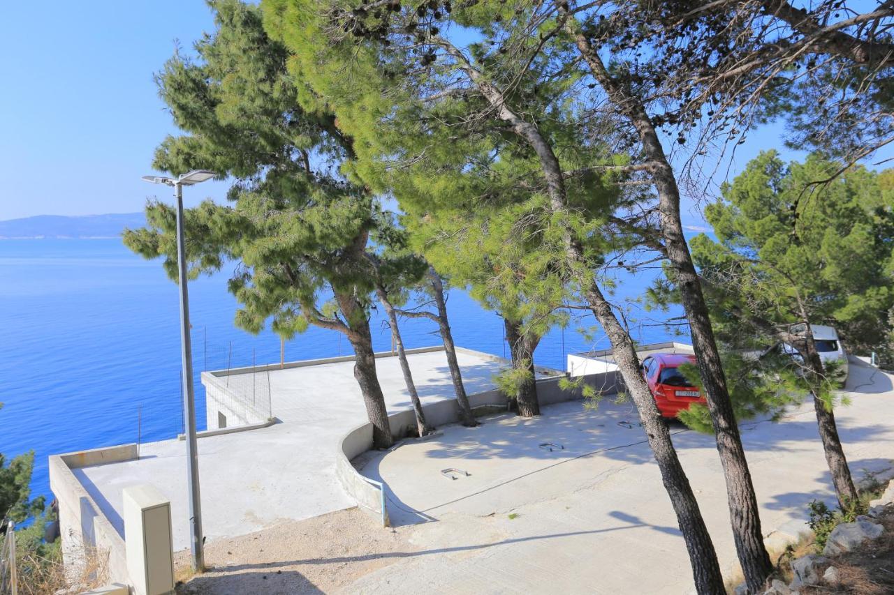 Rooms With A Parking Space Brela, Makarska - 17281 المظهر الخارجي الصورة