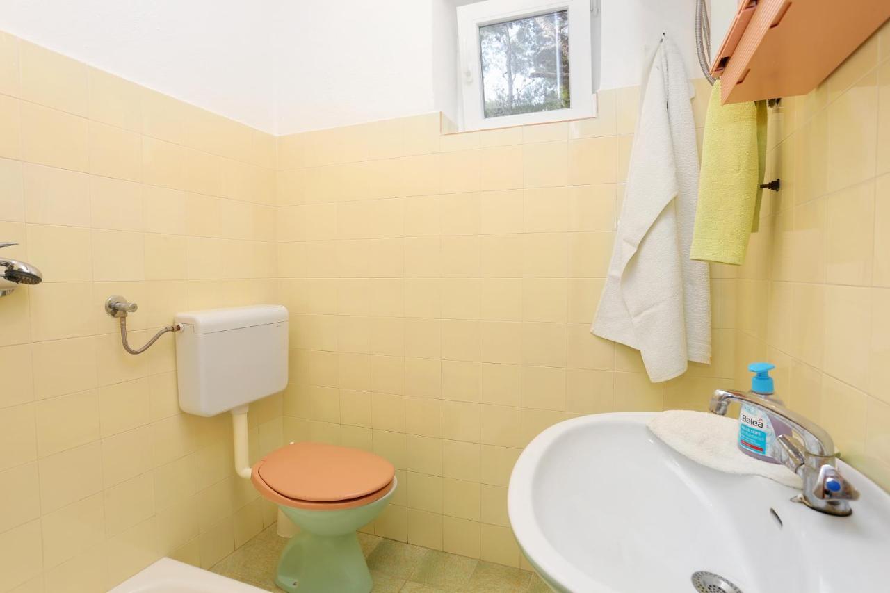 Rooms With A Parking Space Brela, Makarska - 17281 المظهر الخارجي الصورة