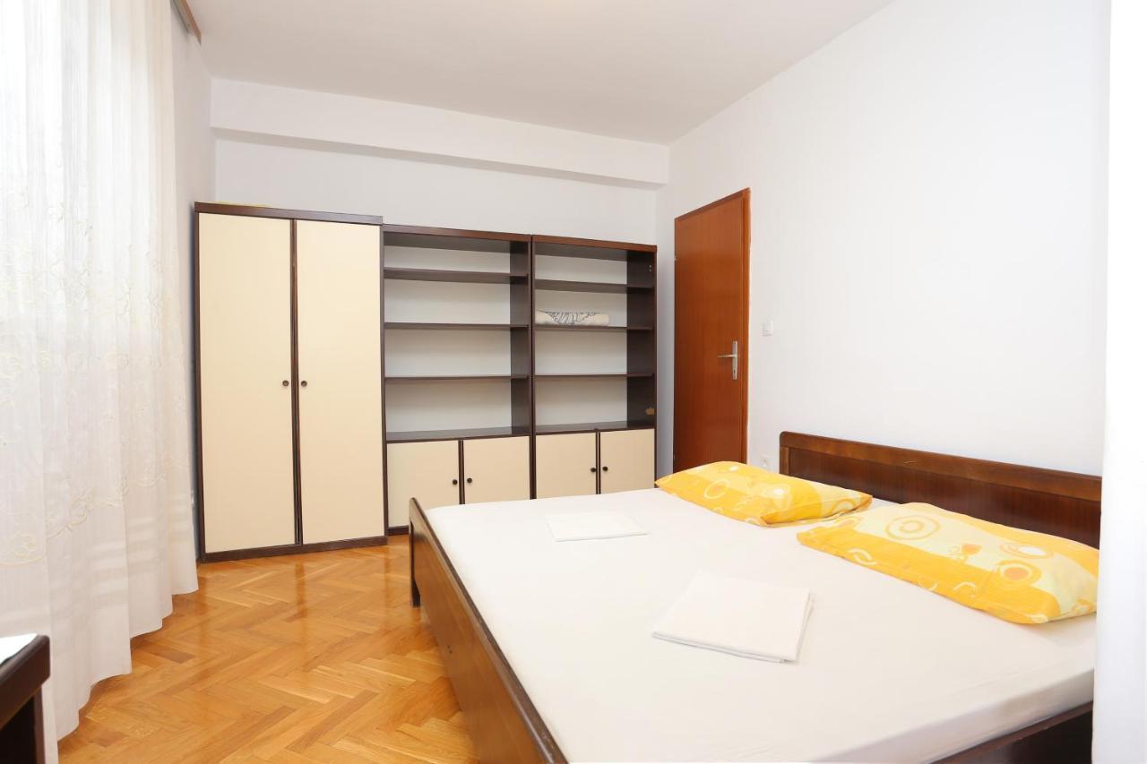 Rooms With A Parking Space Brela, Makarska - 17281 المظهر الخارجي الصورة